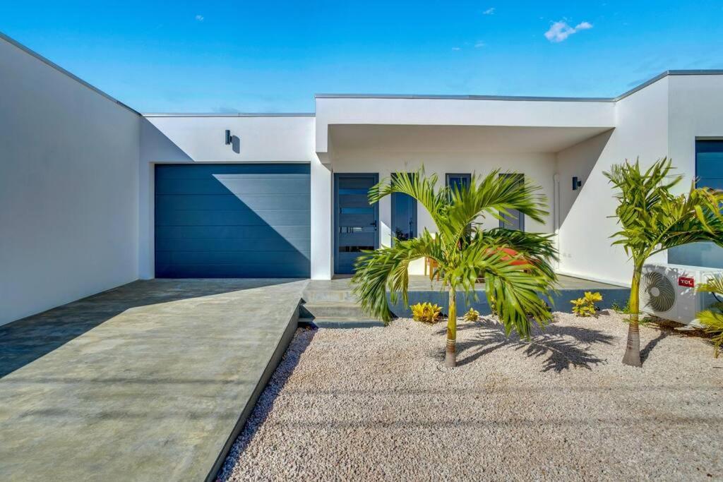 FourVillas with Private Magnesium Pool 3 min to the Beach & Dive Rinse Tank