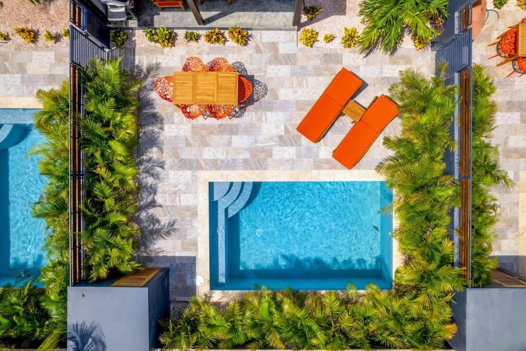 FourVillas with Private Magnesium Pool 3 min to the Beach & Dive Rinse Tank