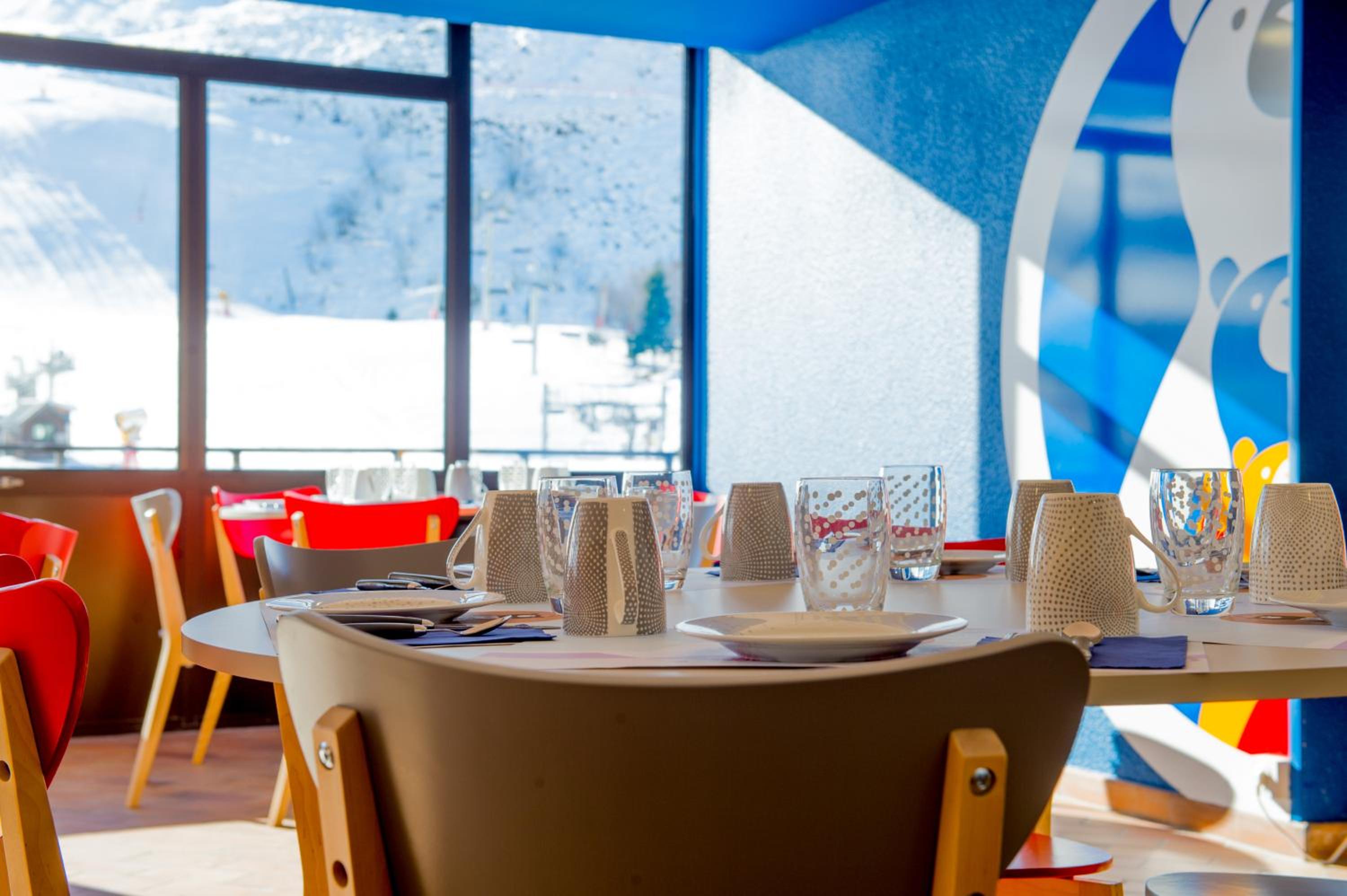 restaurant