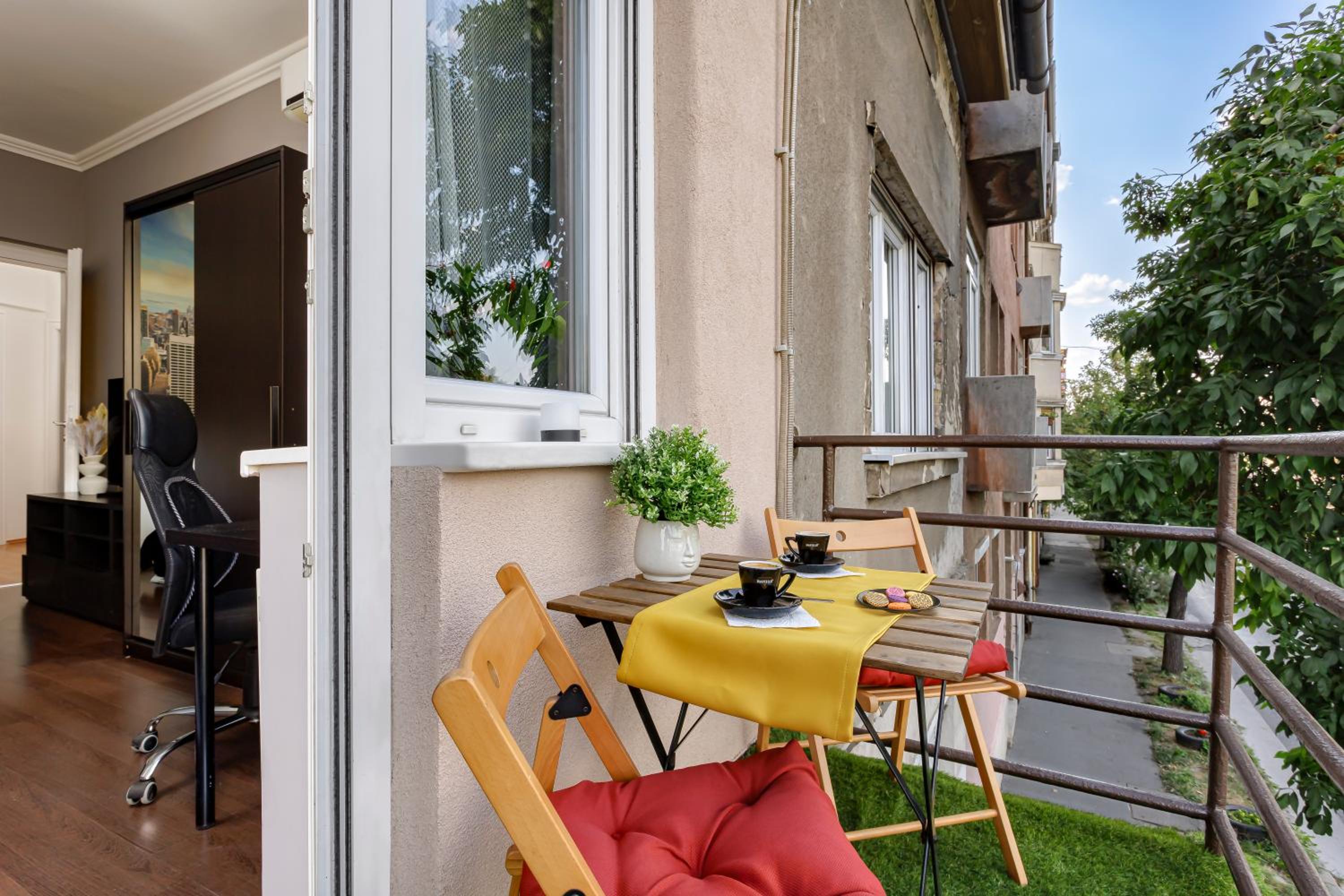 balance & terrace