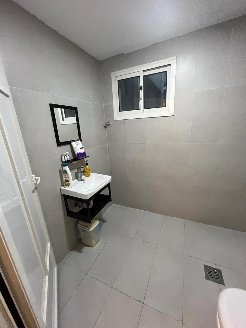 Khobar Apartment behind Voco Hotel view 3