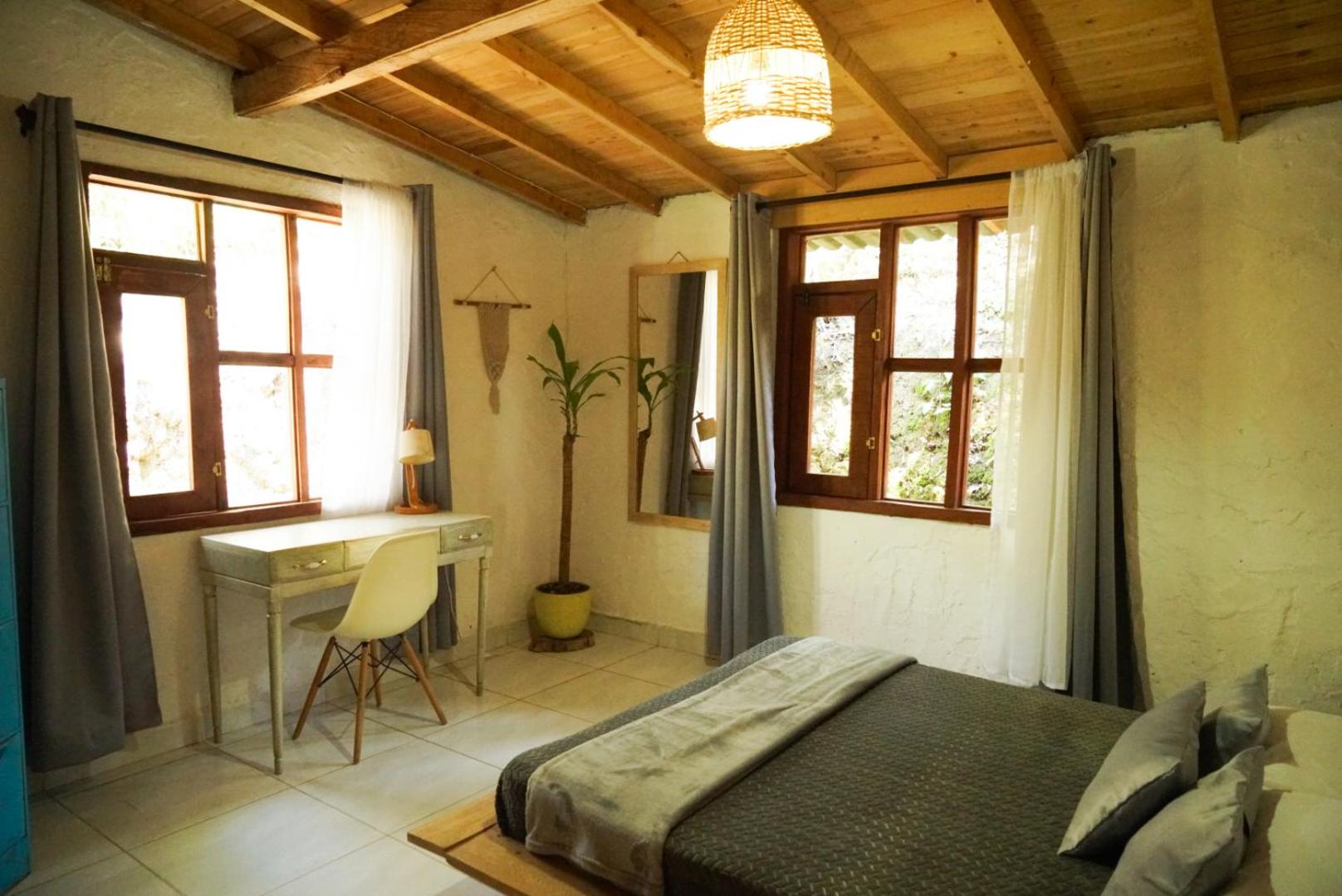 Casa Profunda - Santa Elena