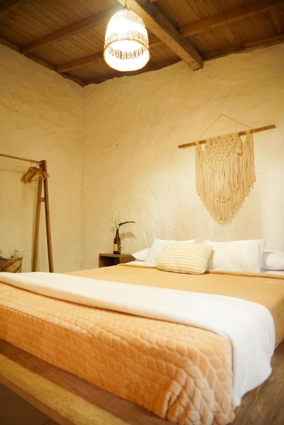 Casa Profunda - Santa Elena
