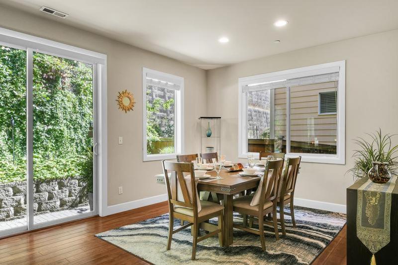 Serenity Ridge Luxury Home In Bothell - Property Image 9