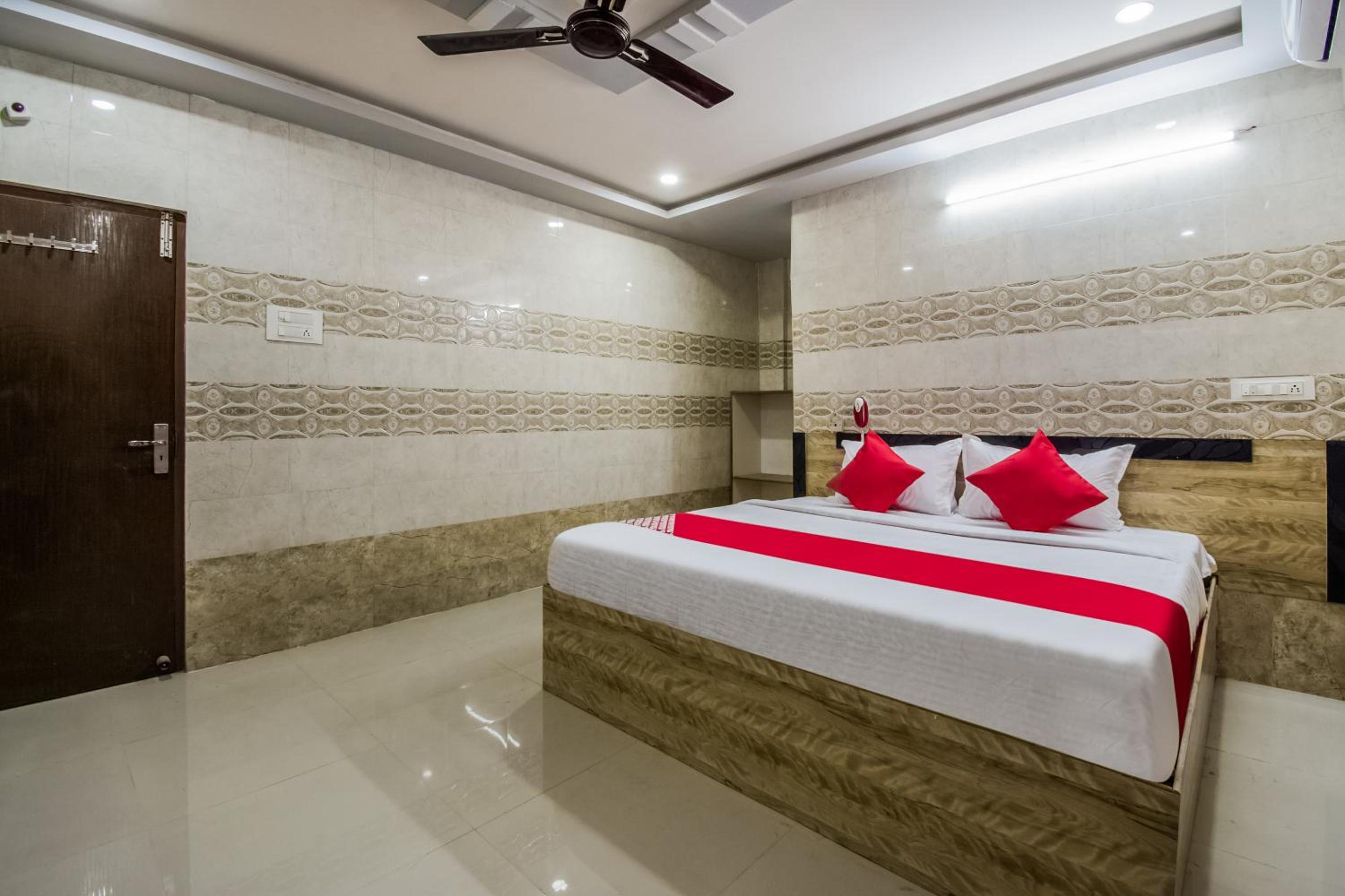 Hotel O Y2 Grand view 3