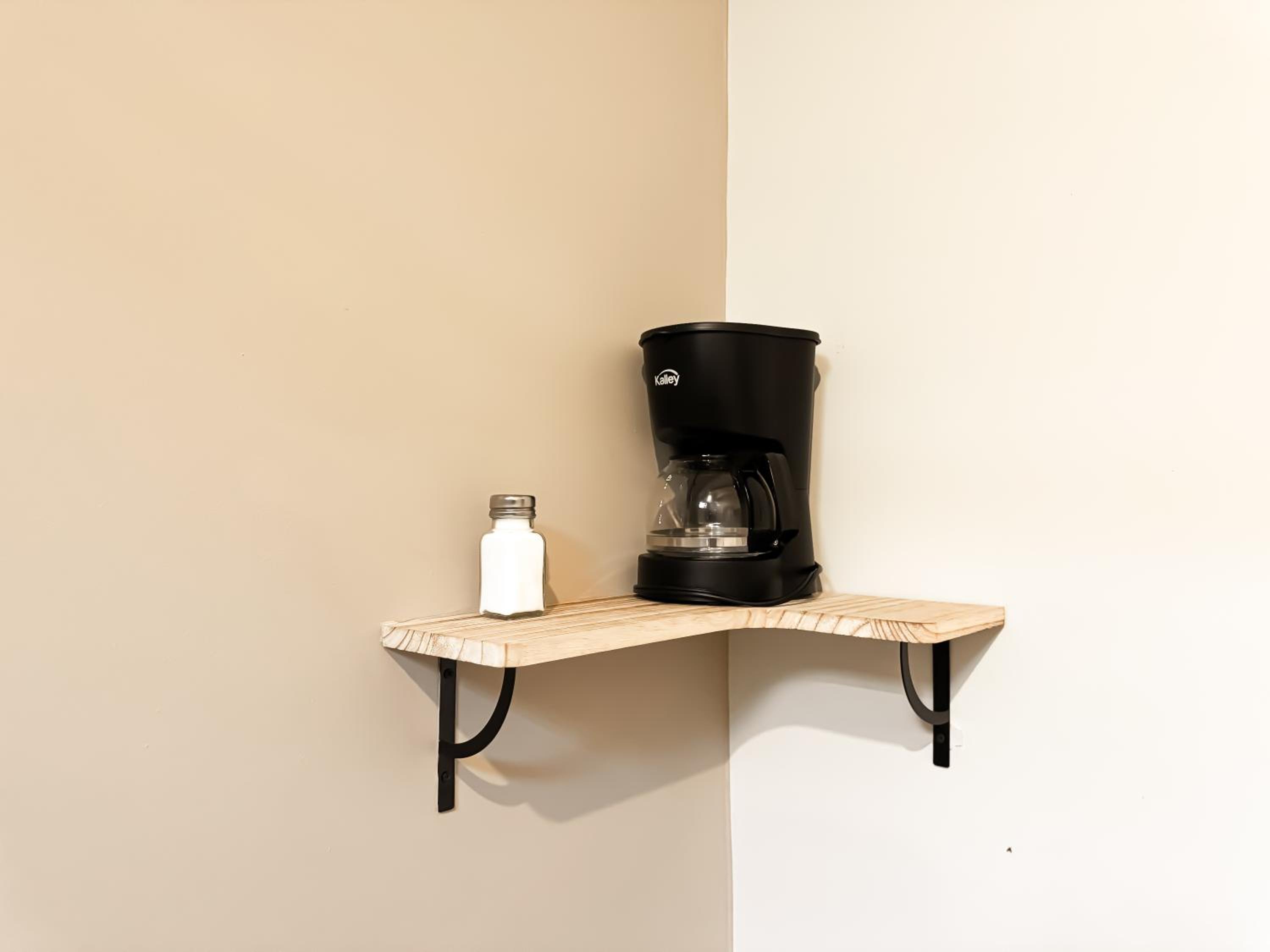 Affordable accommodation, good location! LAU5