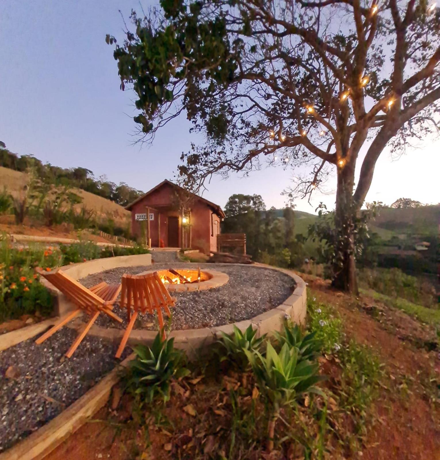 Chalé Pétala - Vila Monte Cunha