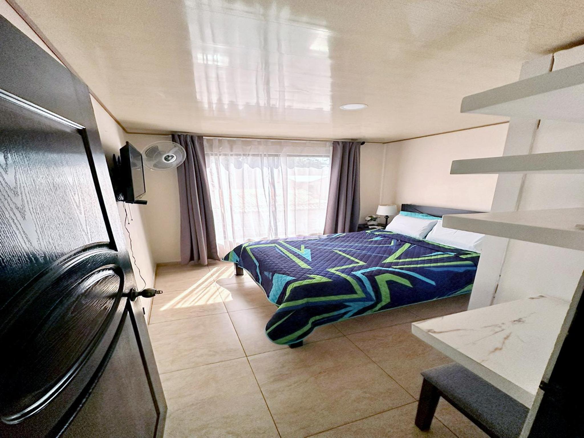 Senderos Apt1,2BR, 5 min SJO Airport ,Self Check-in,Sleeps 4 view 4