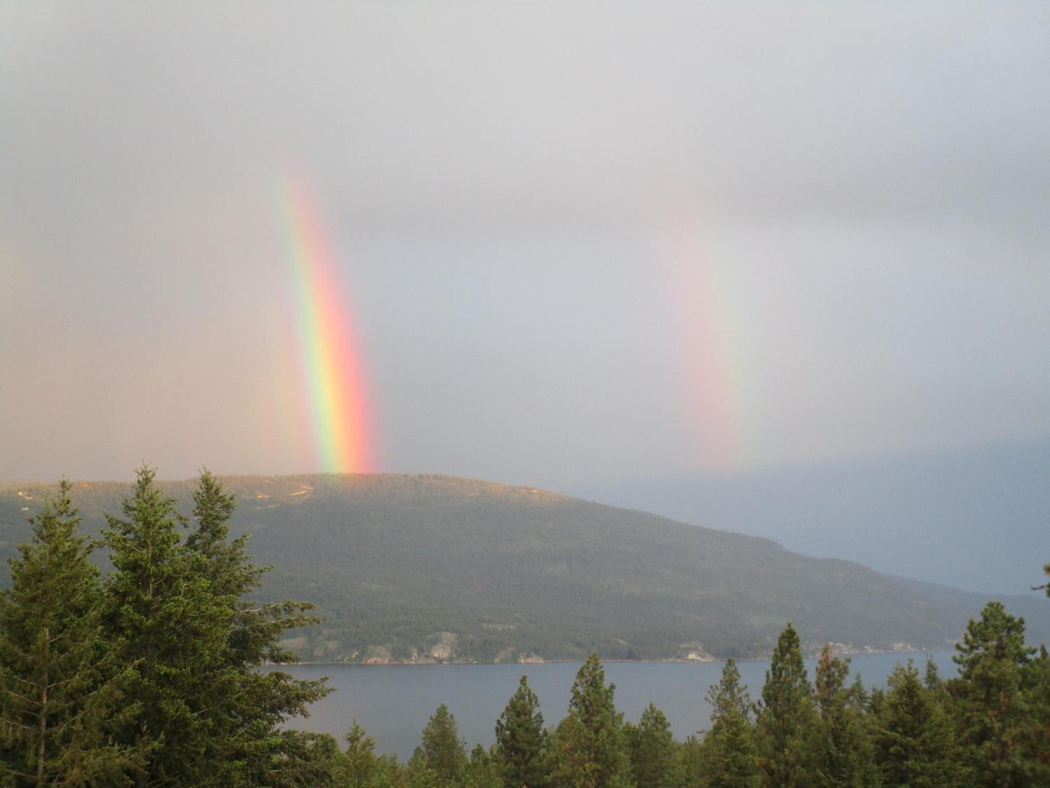 Okanagan Lake Sunrise BB