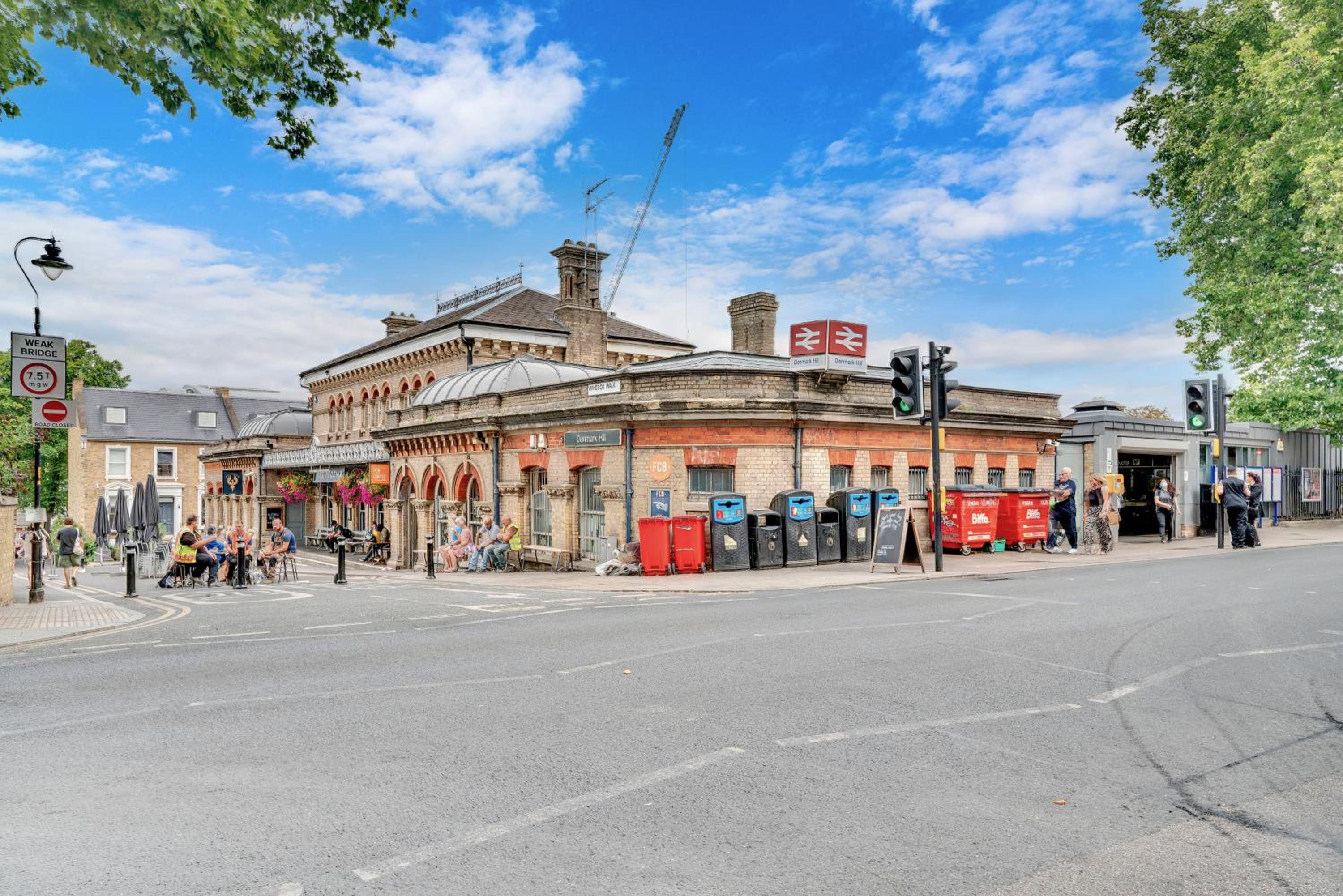 Modern 1 Bed Apartment London Camberwell Denmark Hill Excellent Transport Links