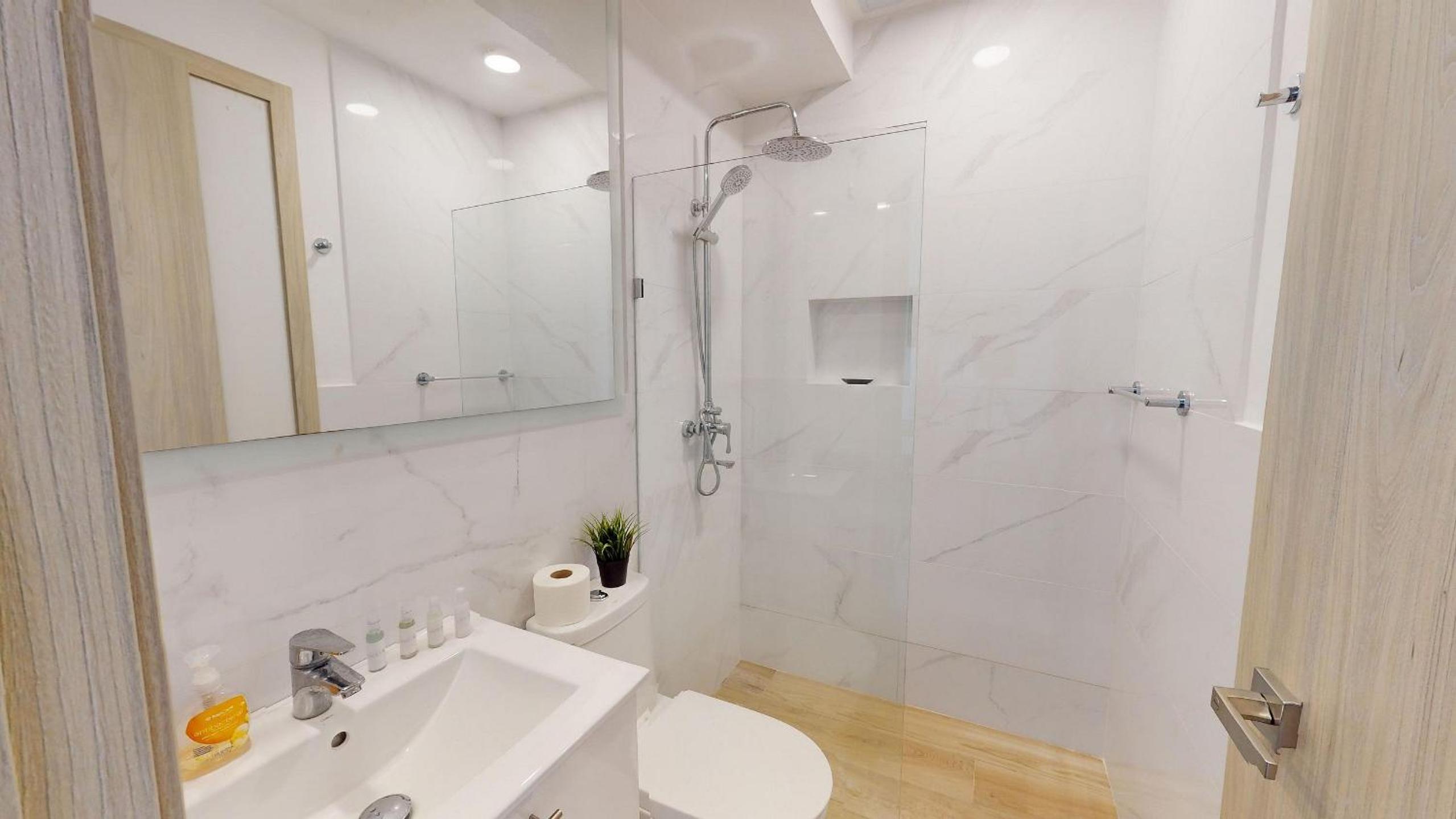 Piscina gigante, condominio totalmente equipado.