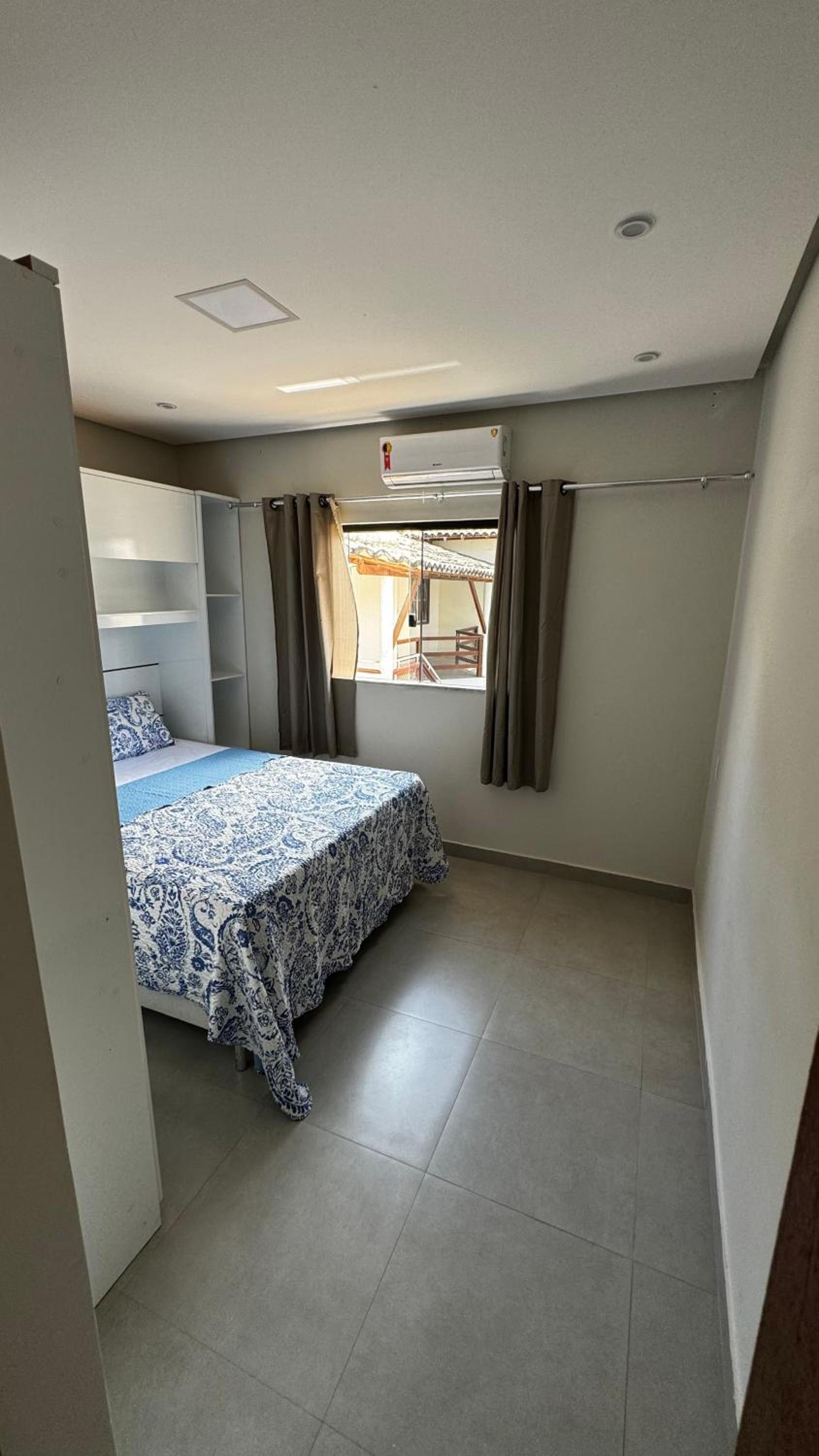 Apartamento confortável ao lado da arena axé moi 3min da praia