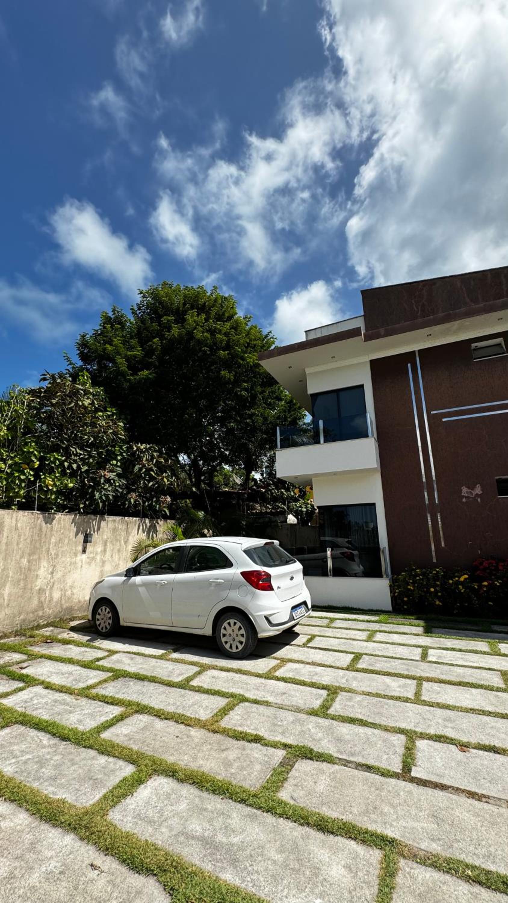 Apartamento confortável ao lado da arena axé moi 3min da praia