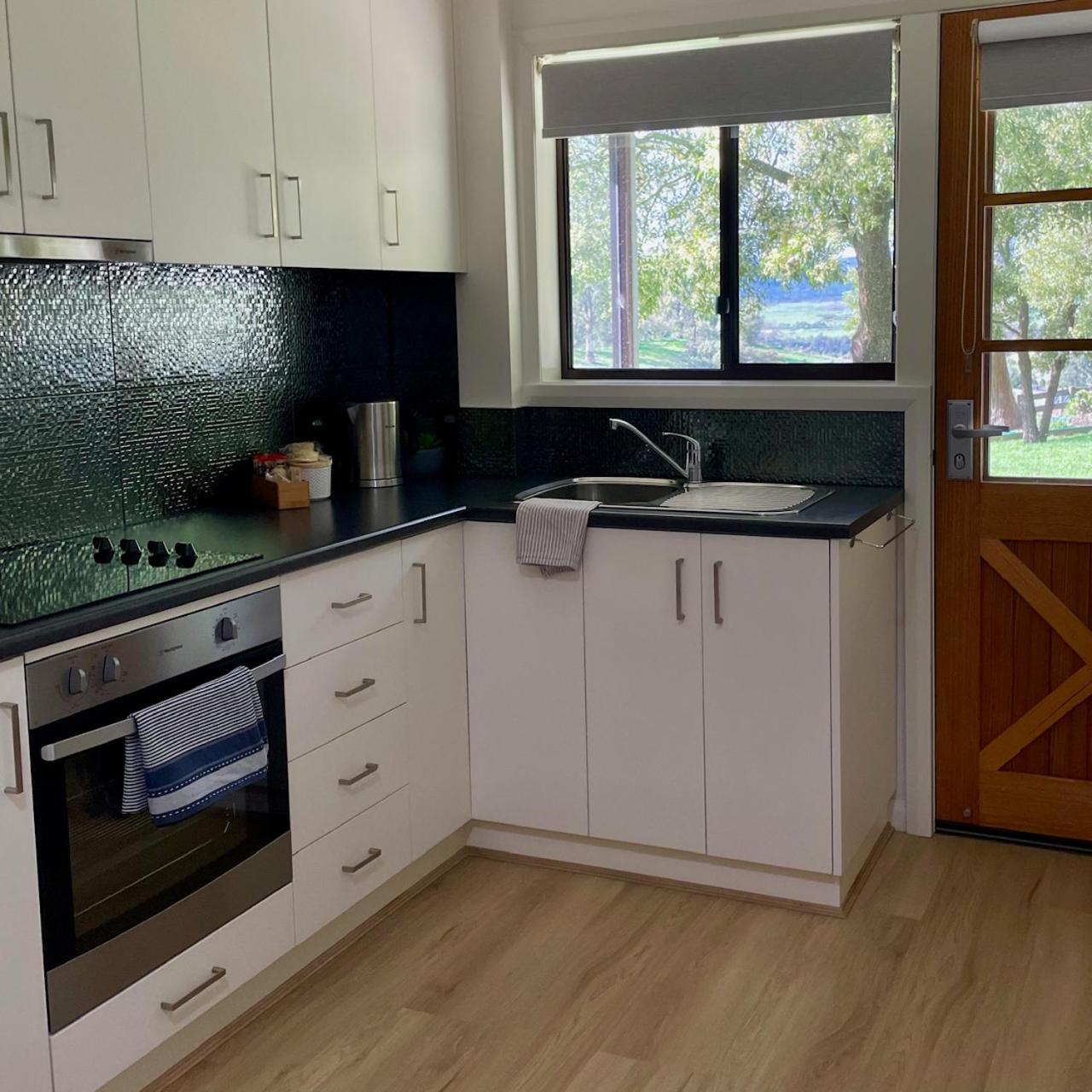 Bundaleera Vineyard and Farm Stay