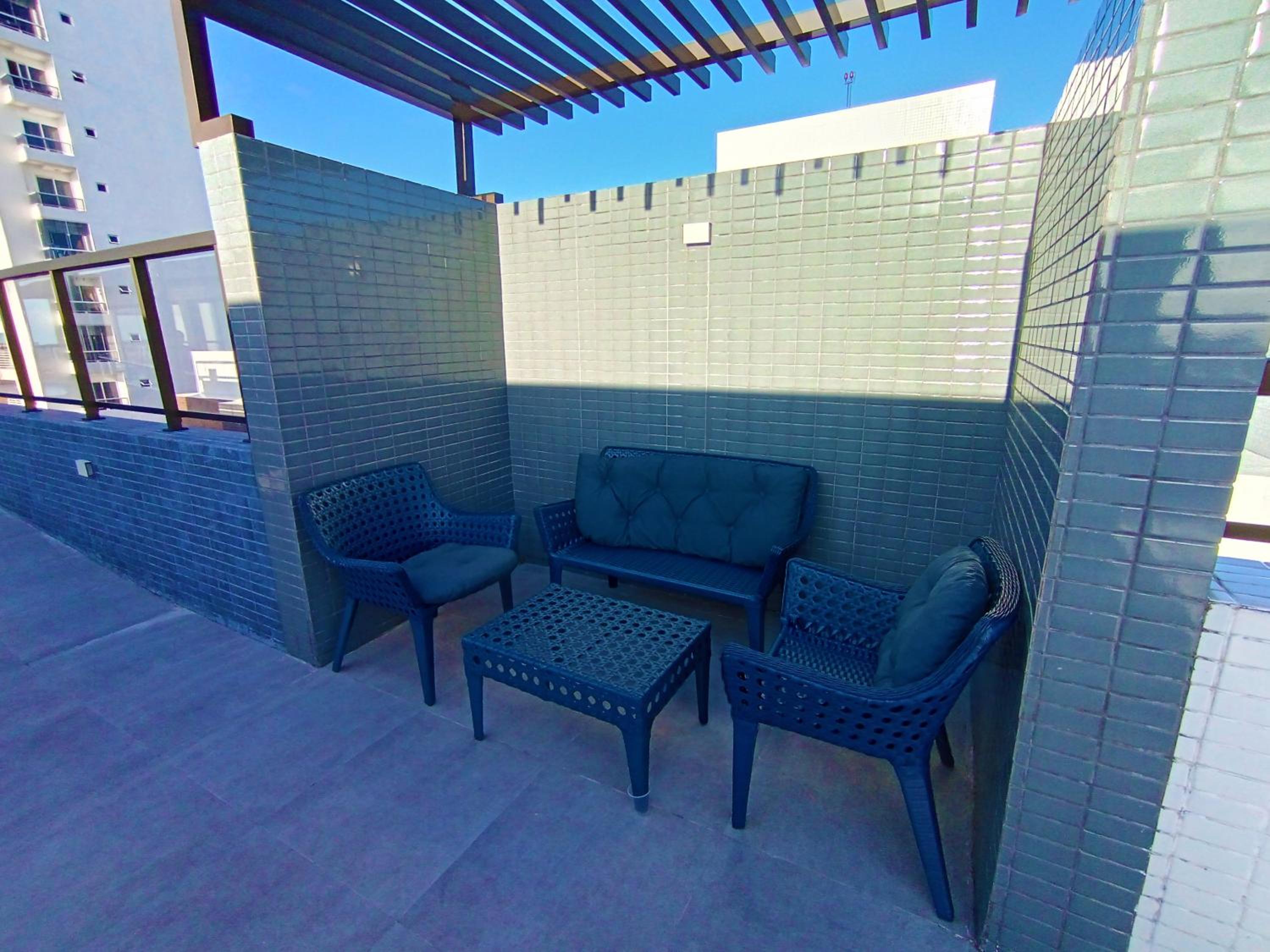Intermares, Apartamento Automatizado e Inteligente - Piscina, Elevador, Garagem - Conforto, Paz e Sossego, excelente para descansar, trabalhar ou estudar