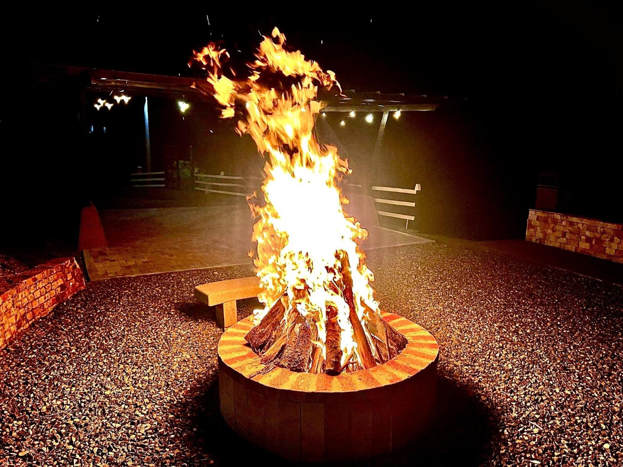Cabaña Romántica con Chimenea 10 min Basílica