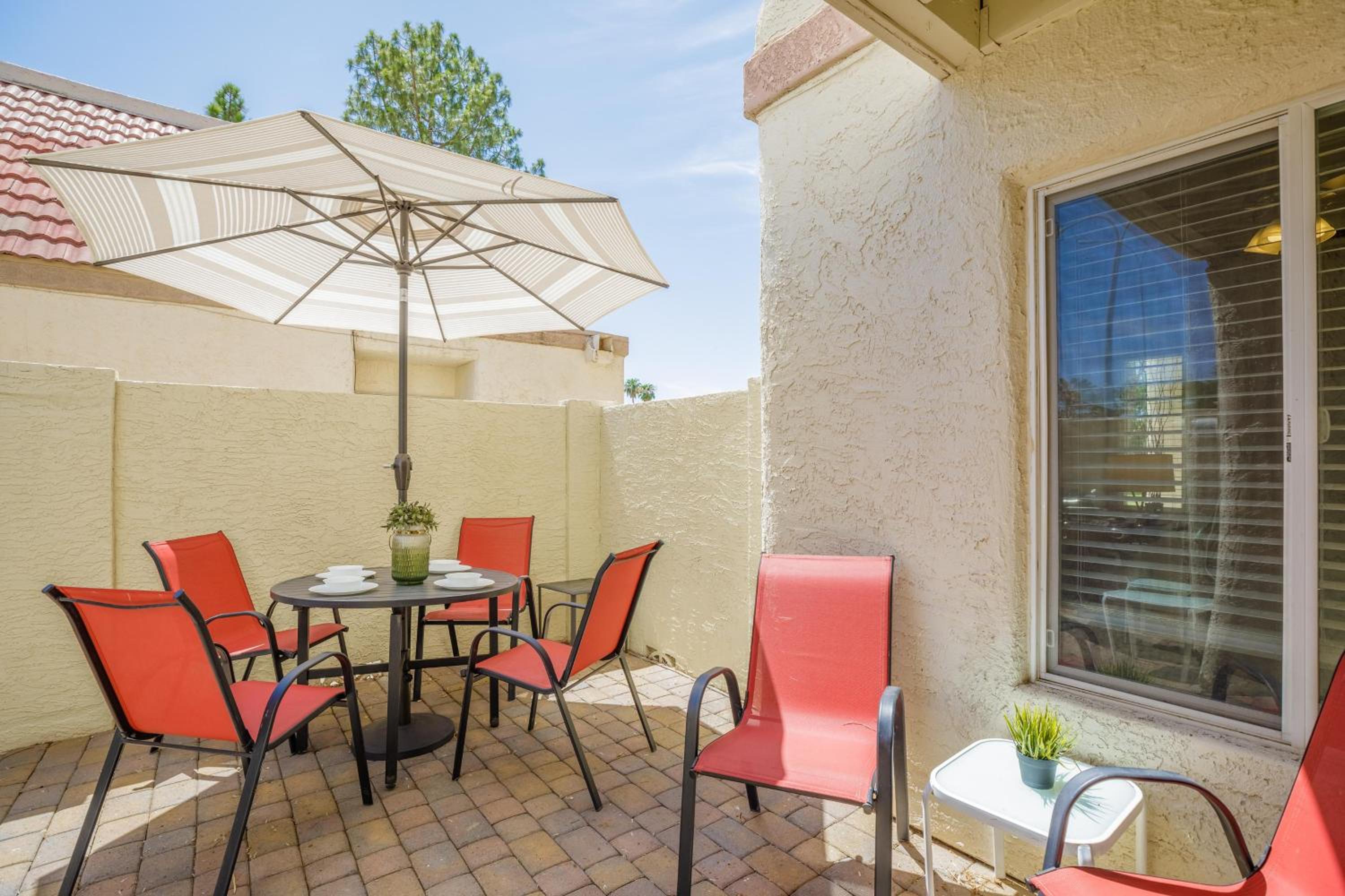 Scottsdale Vacation Rentals view 3