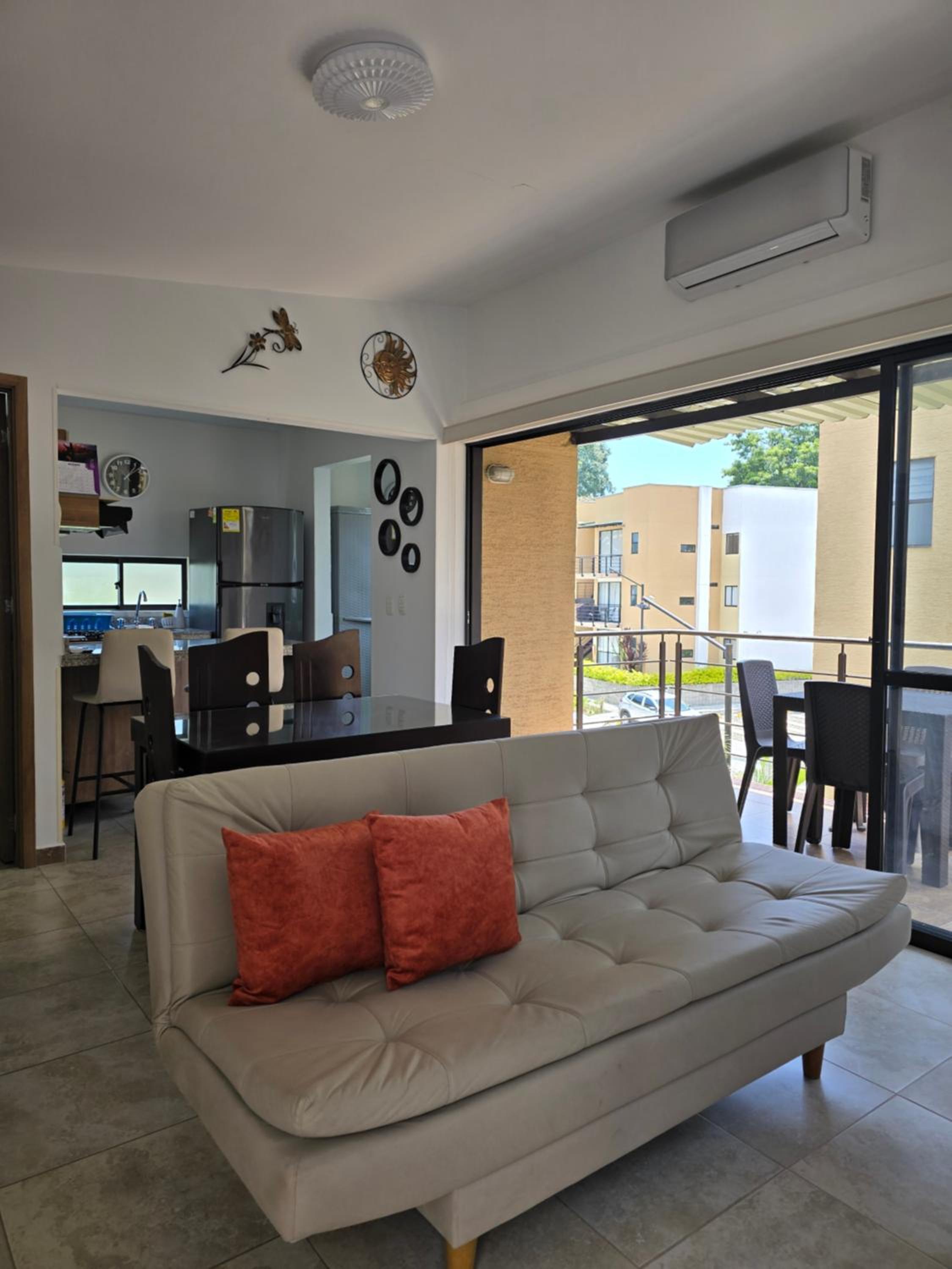 Apartamentos PRIVADOS 2 - 3 Habitaciones 4 Piscinas, 3 Jacuzzi, Sauna Cerca Aeropuerto Eden y Parque del Cafe By Molca Travel