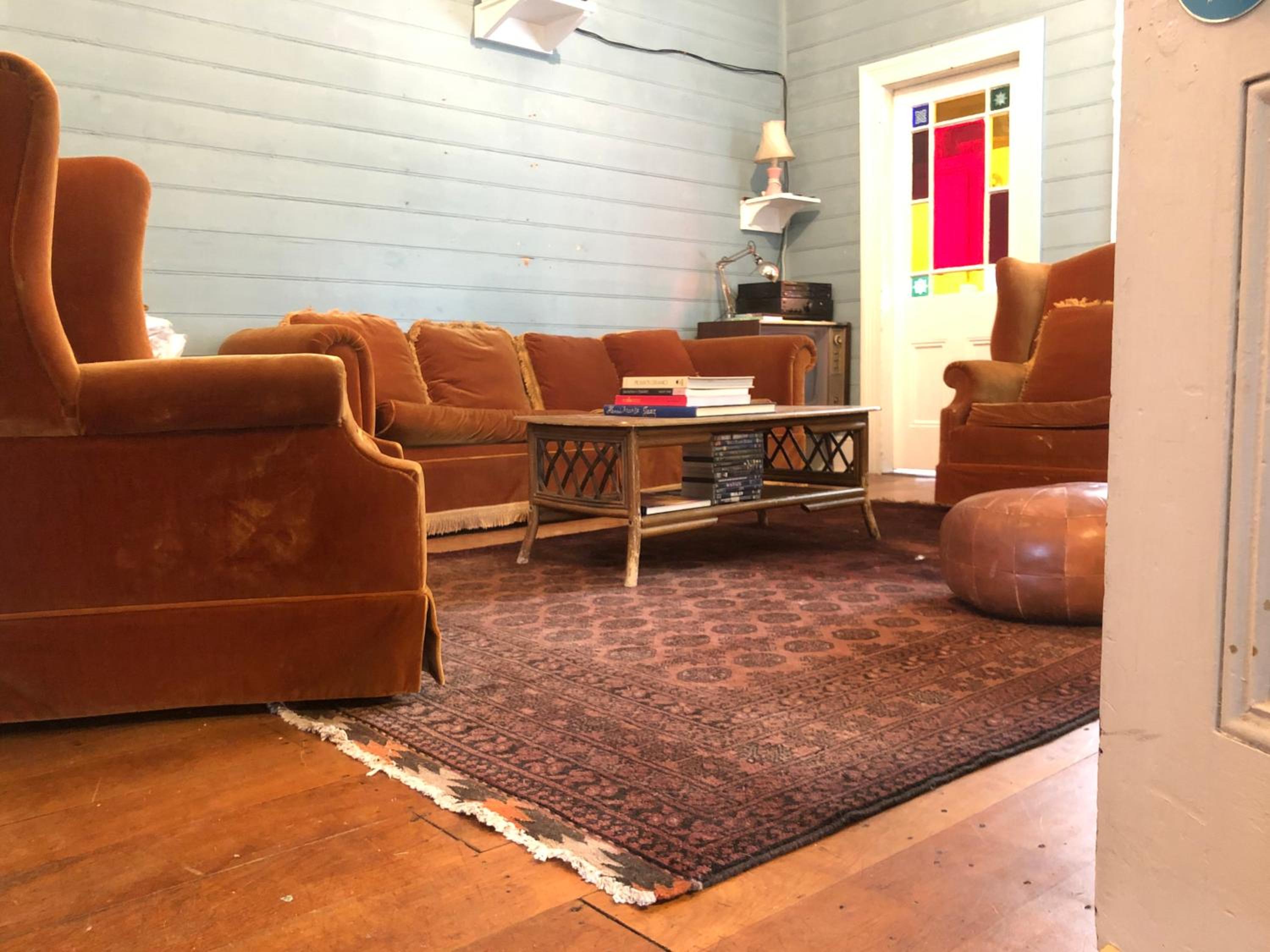Original 1895 cottage with magnificent uninterrupted views of valley