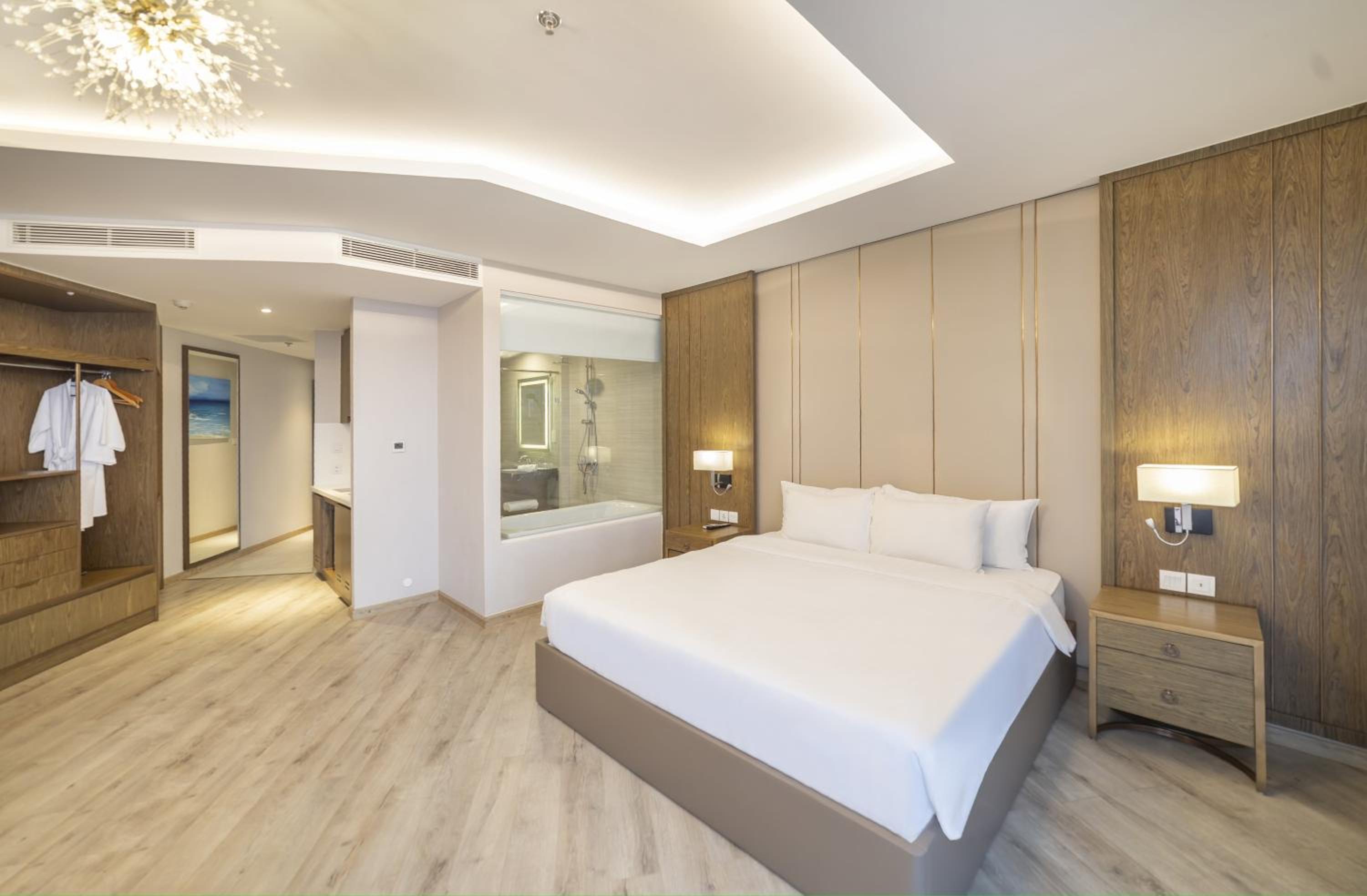 Panorama Beachfront Nha Trang by LYN Condotel