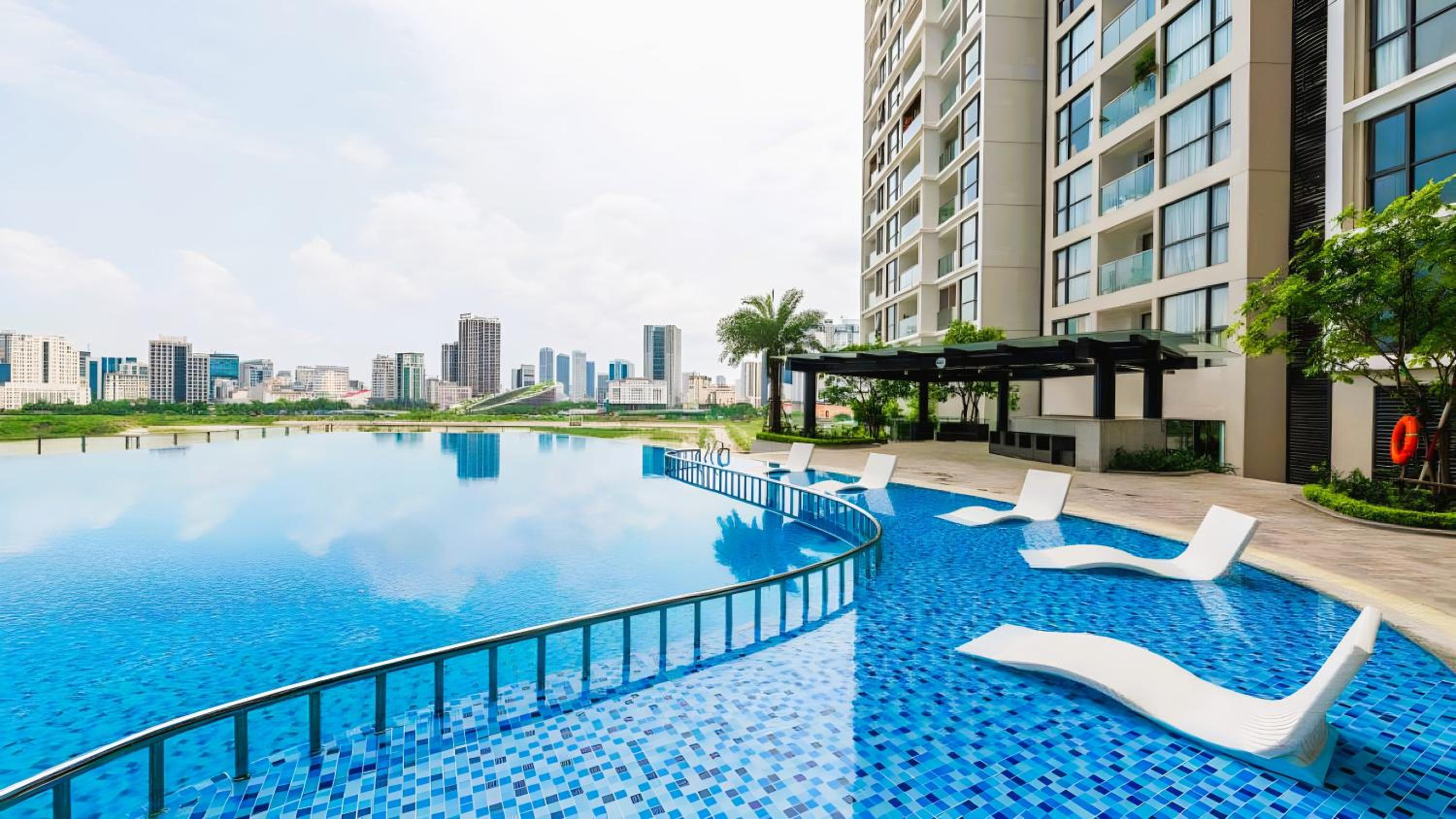 TIL-Vinhomes Skylake Serene Apartments