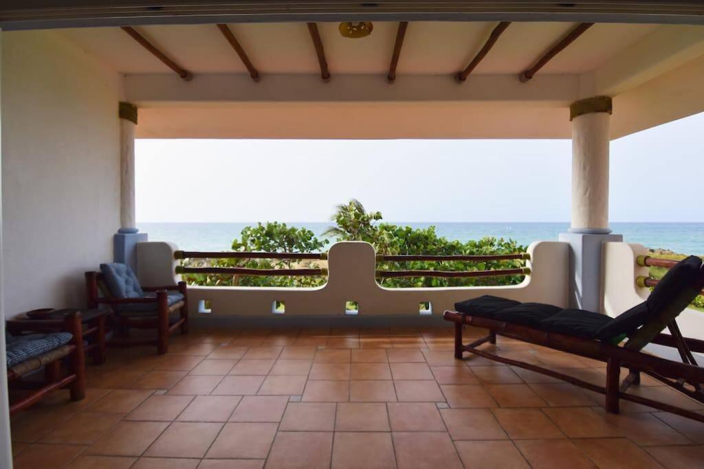 Bluefish Condo, Ocean Front, Sunrises, Pool, Hot Tub, Under New Management