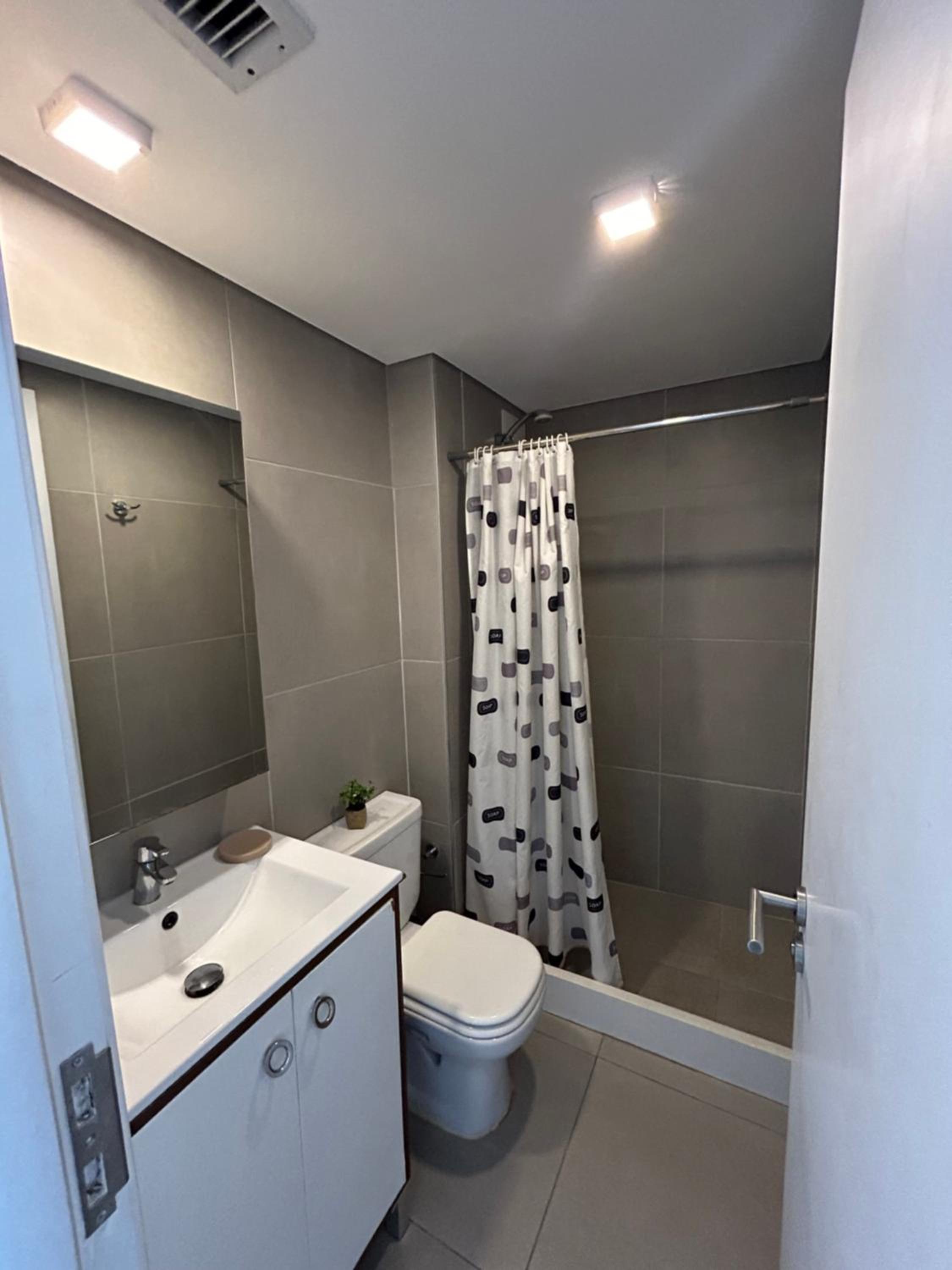 Hermoso monoambiente en Punta Carretas piso 8