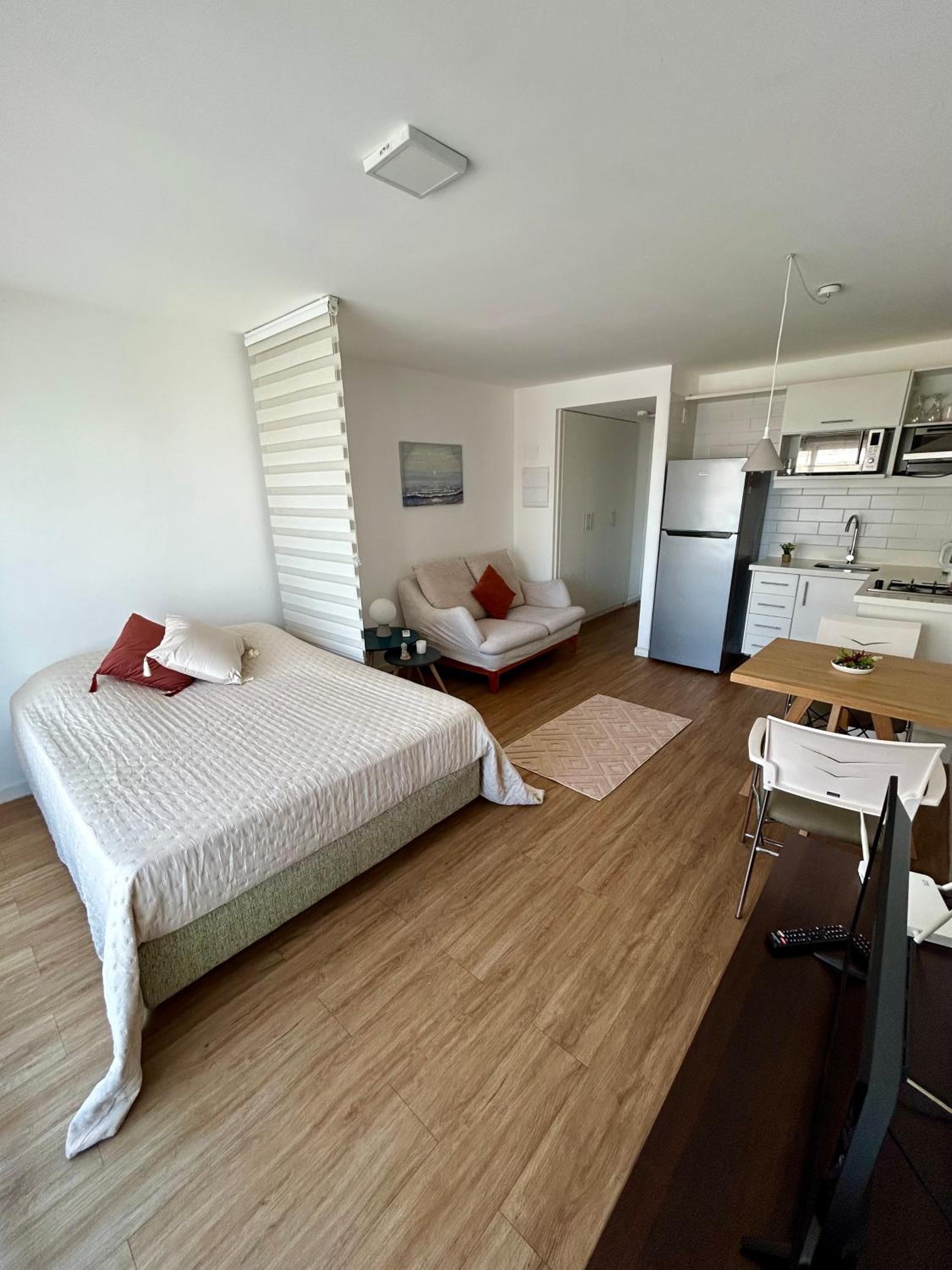 Hermoso monoambiente en Punta Carretas piso 8