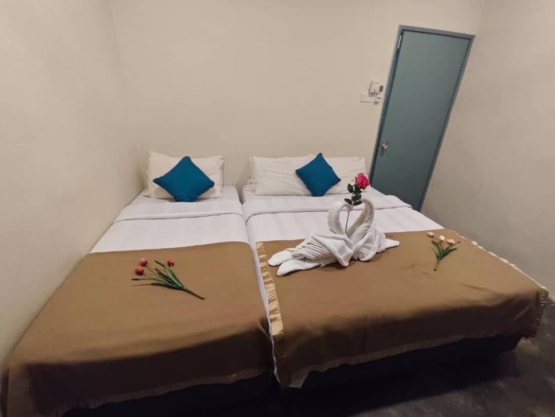 Homestay 5 minute walk to HUKM