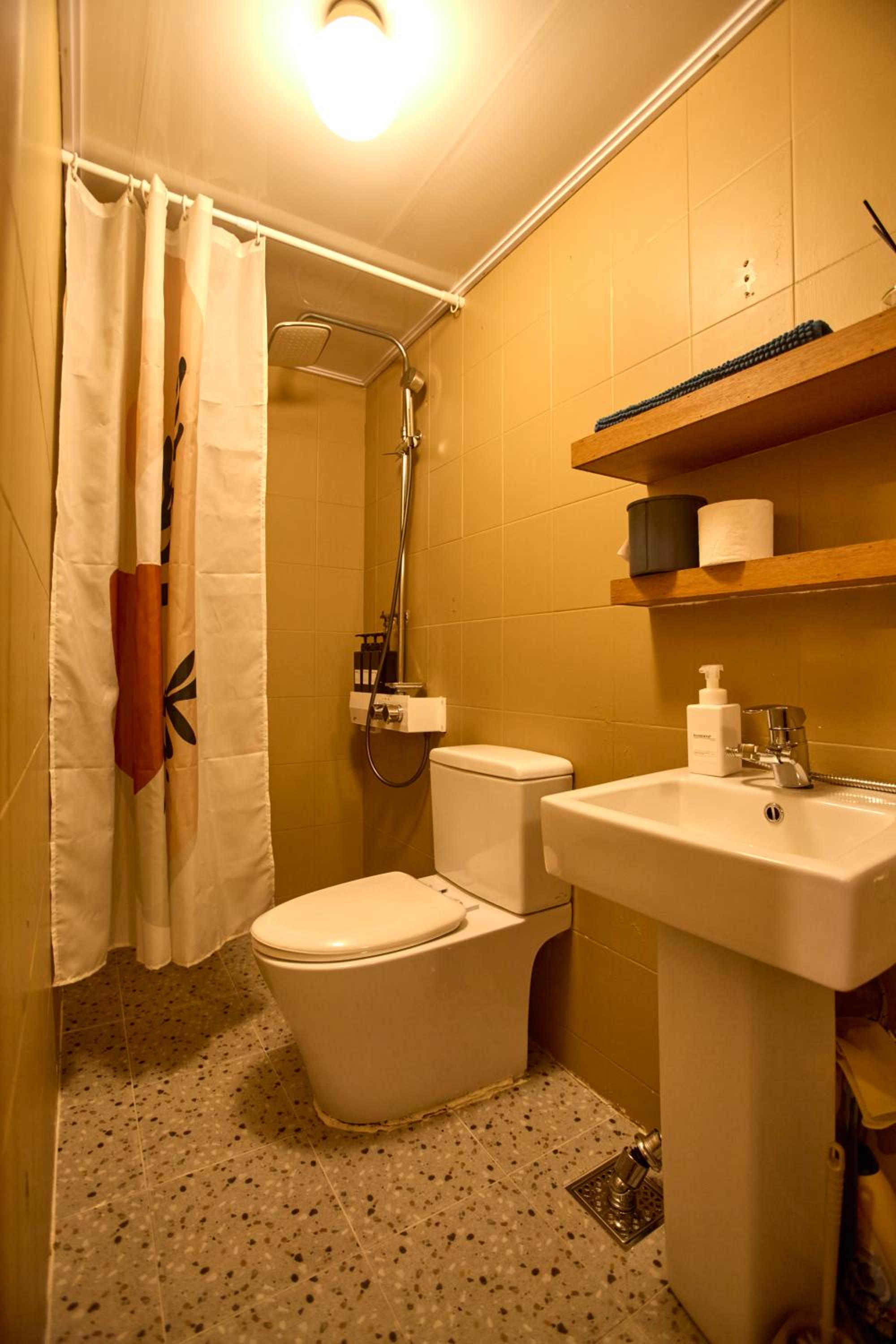 Photo 9