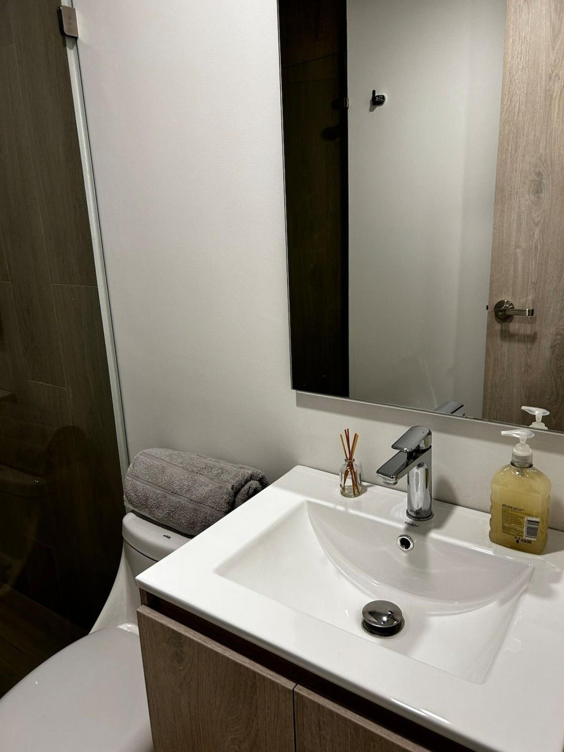 Loft Centro Internacional Bogotano con terraza-211