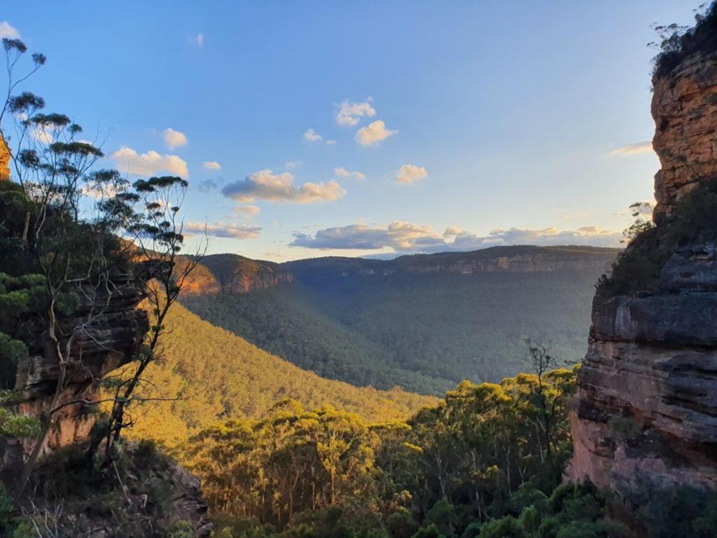 Original 1895 cottage with magnificent uninterrupted views of valley