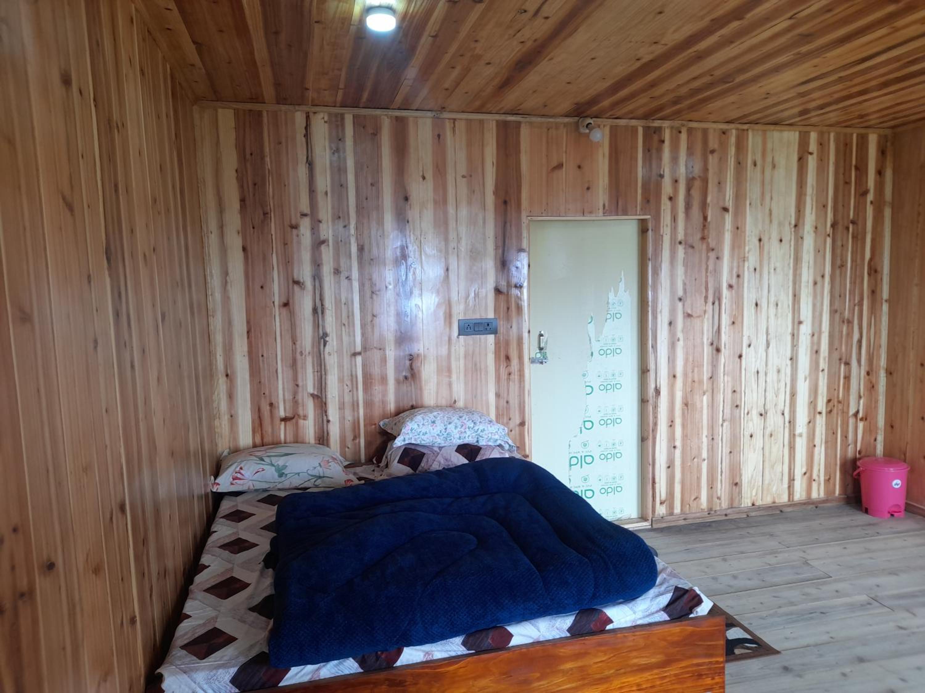 Adithyanaman Cottage Homestay