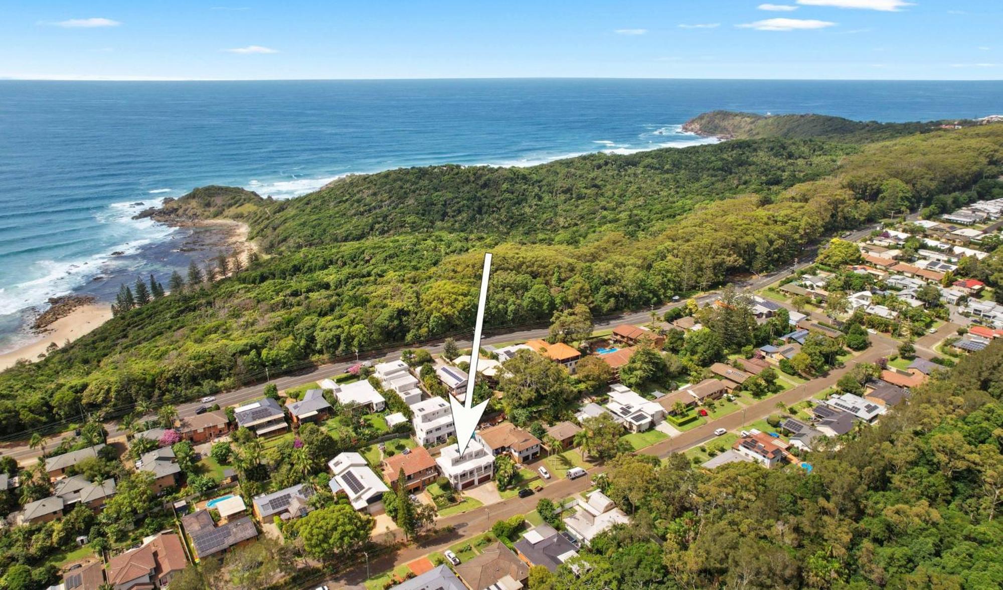 Hotel Azul Blue at Shellys - Image 1