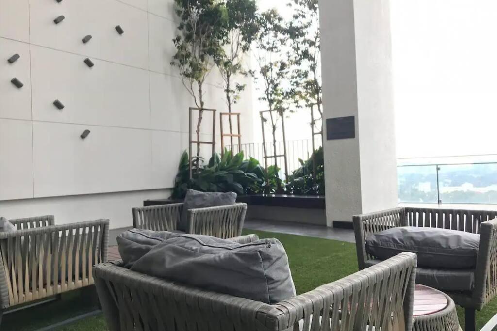 Convenient & Luxury Suite with Queen Bed S-23-11A photo 4