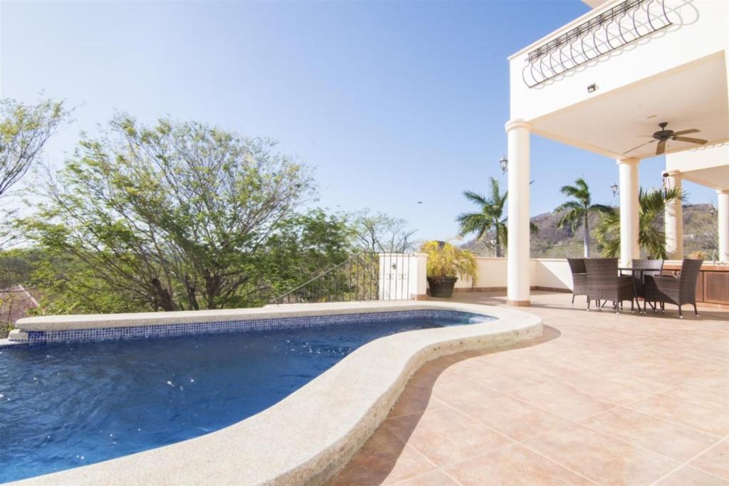 Casa De Gigi 3br Walk To Beach Homepet Friendly