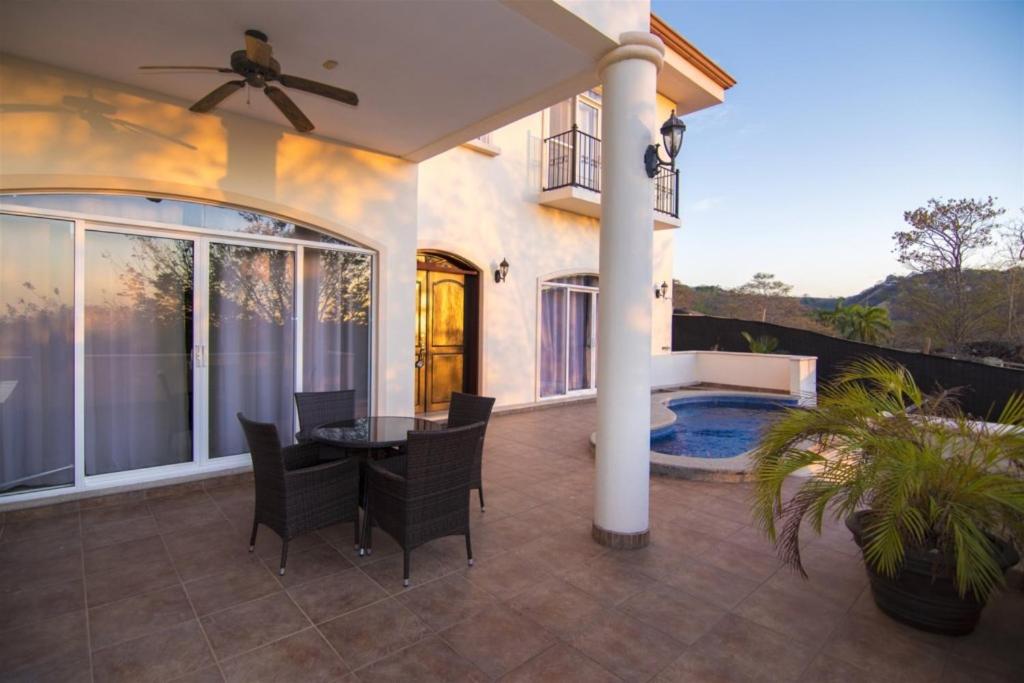 Casa De Gigi 3br Walk To Beach Homepet Friendly