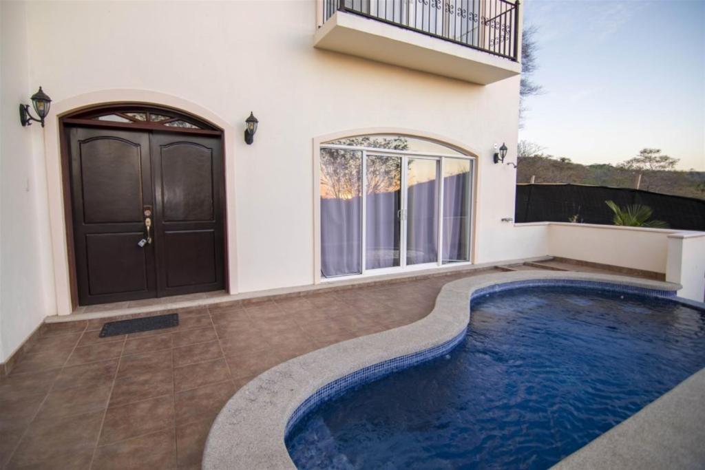 Casa De Gigi 3br Walk To Beach Homepet Friendly