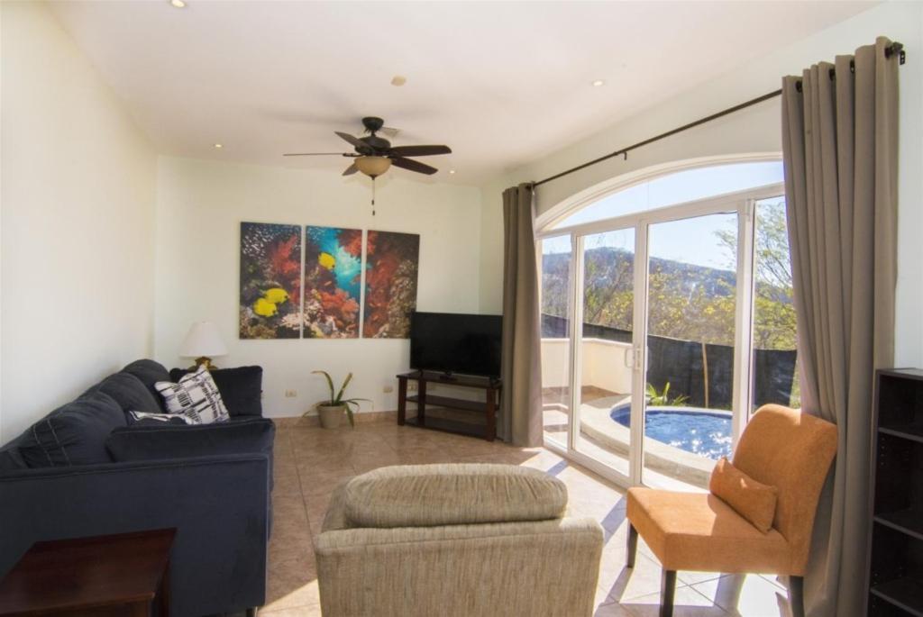 Casa De Gigi 3br Walk To Beach Homepet Friendly