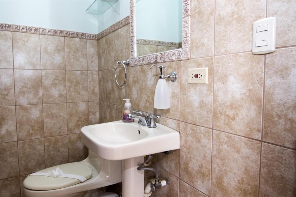 Casa De Gigi 3br Walk To Beach Homepet Friendly