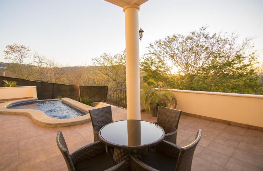 Casa De Gigi 3br Walk To Beach Homepet Friendly
