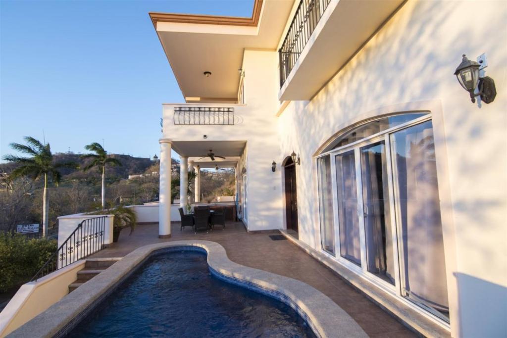Casa De Gigi 3br Walk To Beach Homepet Friendly