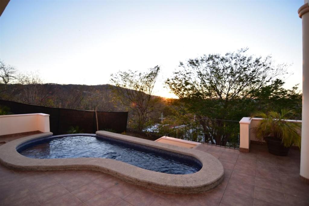 Casa De Gigi 3br Walk To Beach Homepet Friendly
