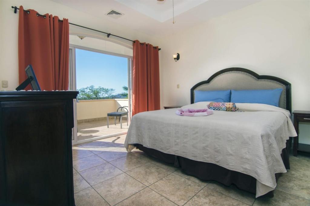 Casa De Gigi 3br Walk To Beach Homepet Friendly