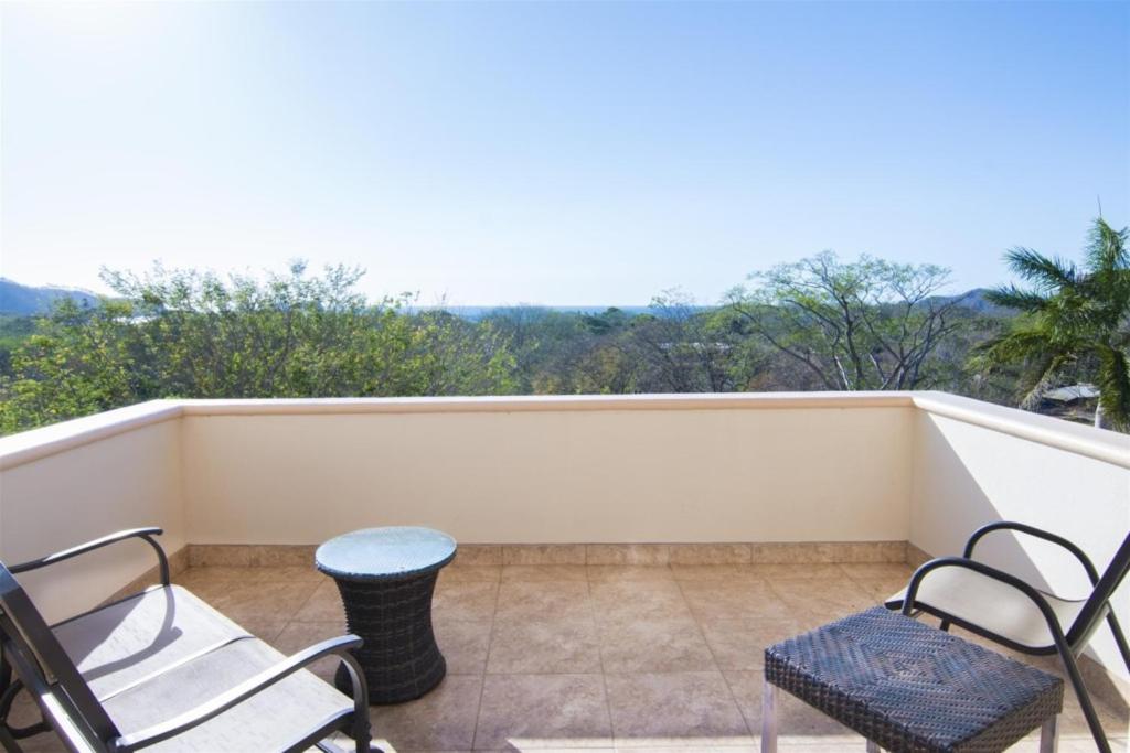 Casa De Gigi 3br Walk To Beach Homepet Friendly