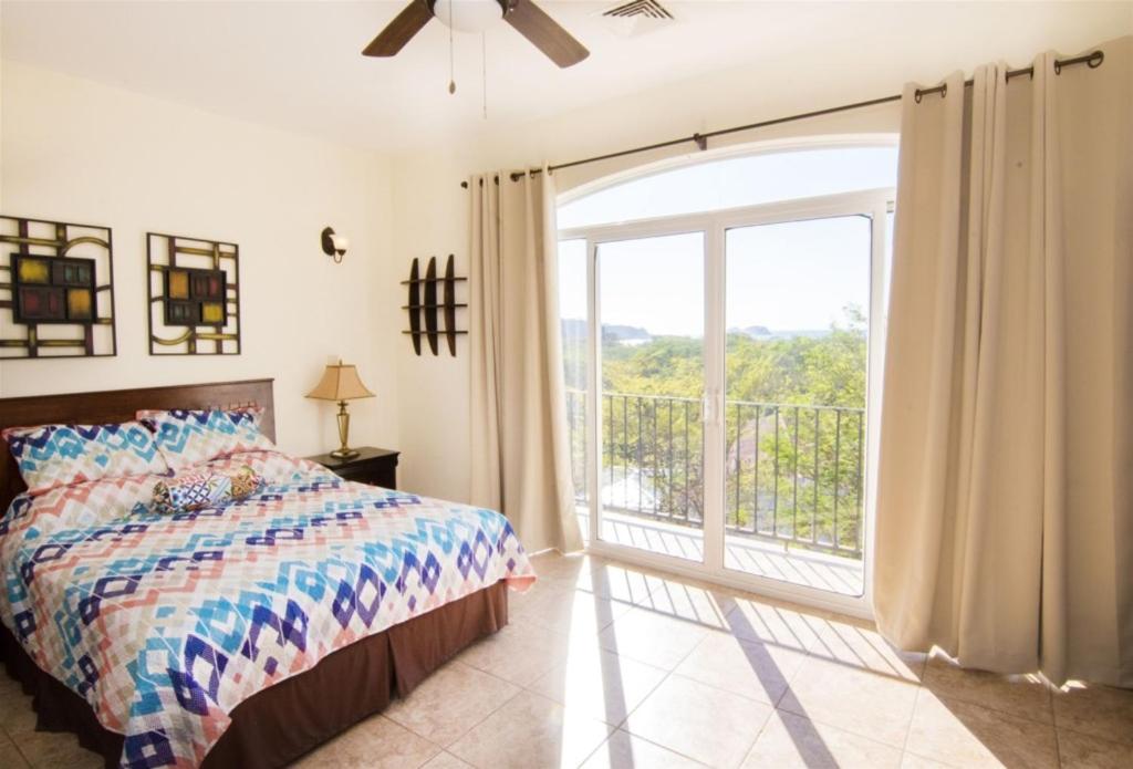 Casa De Gigi 3br Walk To Beach Homepet Friendly