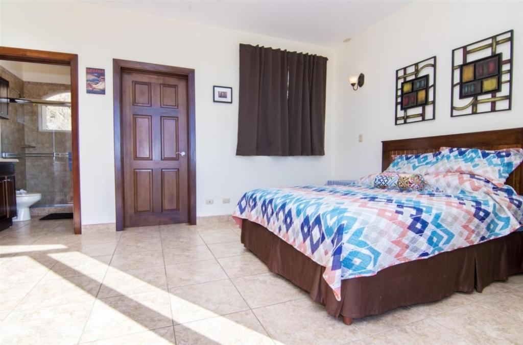 Casa De Gigi 3br Walk To Beach Homepet Friendly