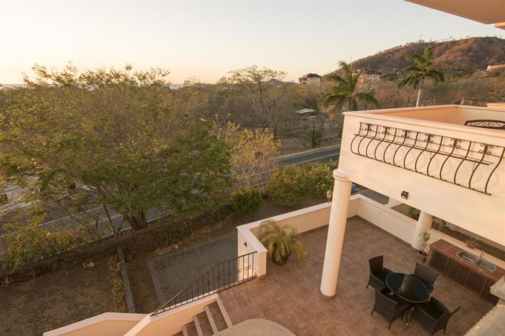 Casa De Gigi 3br Walk To Beach Homepet Friendly