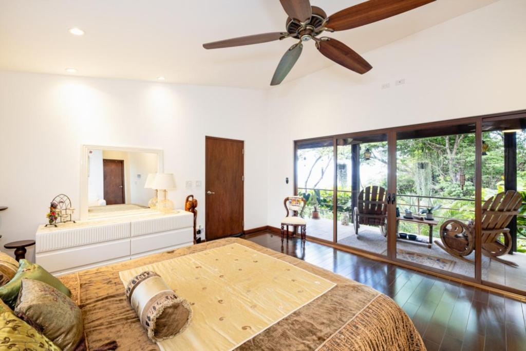 Little Dubai 4-br Ocean View Pacifico