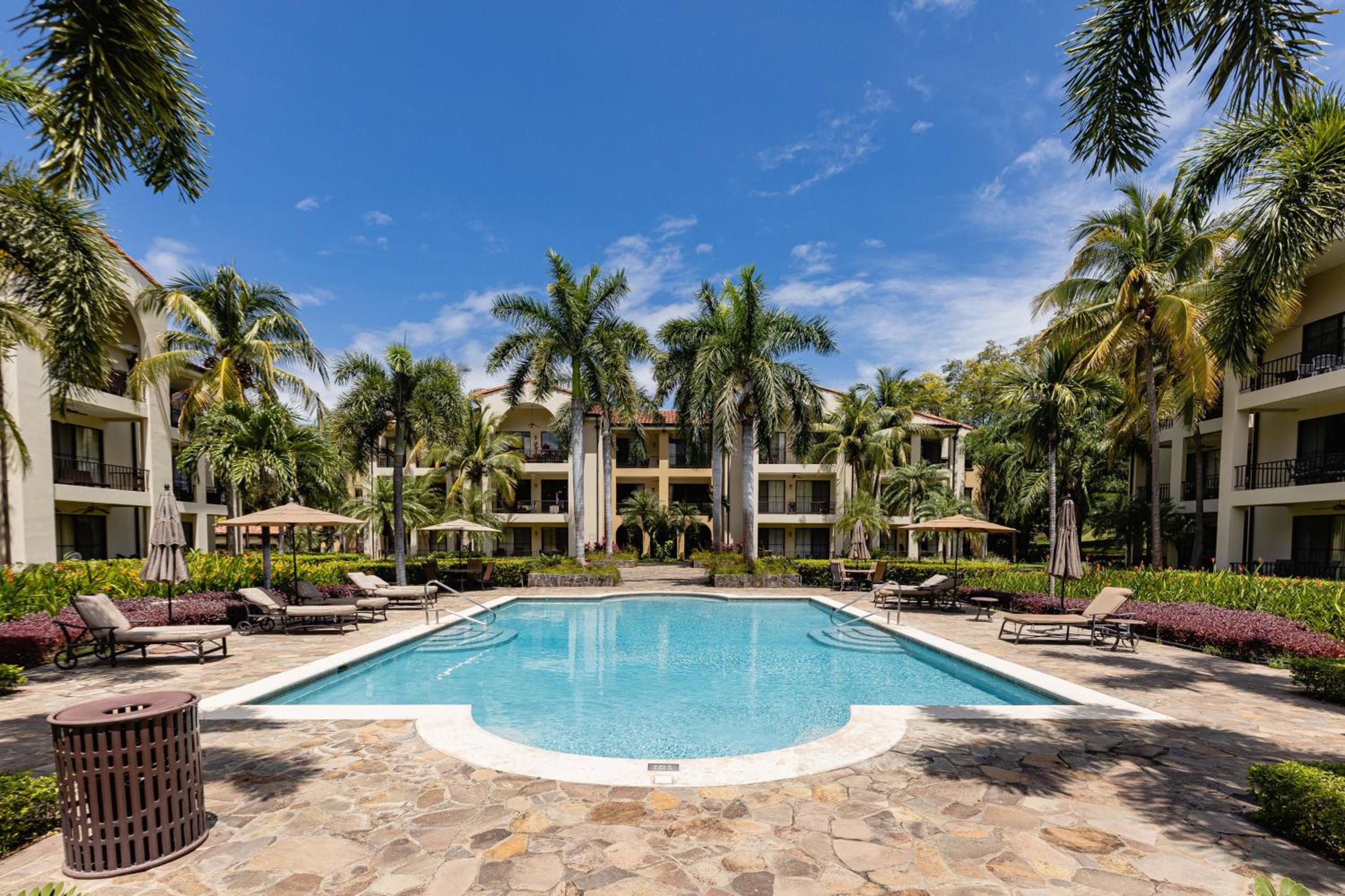 Little Dubai 4-br Ocean View Pacifico